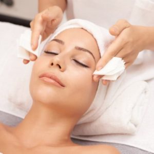 Deep Hydration Facial